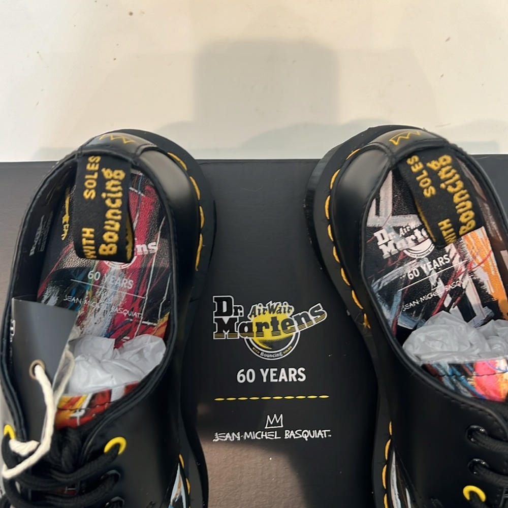 NIB EXTREMELY RARE AUTHENTIC DR MARTENS BASQUIAT 1461 UK3/ US5 - Picture 6 of 10